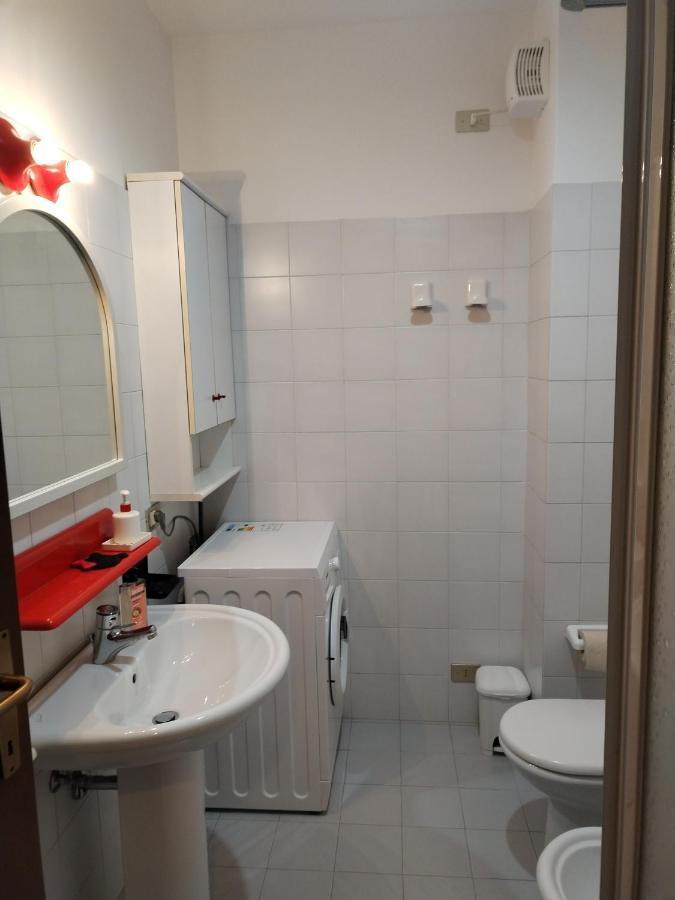 Il Vicolo_Carinissimo Appartamento In Centro Storico, Zona Giorno Mansardata Belluno Luaran gambar