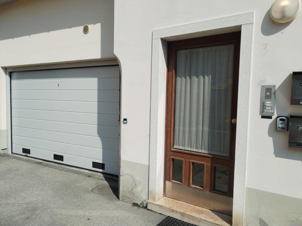 Il Vicolo_Carinissimo Appartamento In Centro Storico, Zona Giorno Mansardata Belluno Luaran gambar