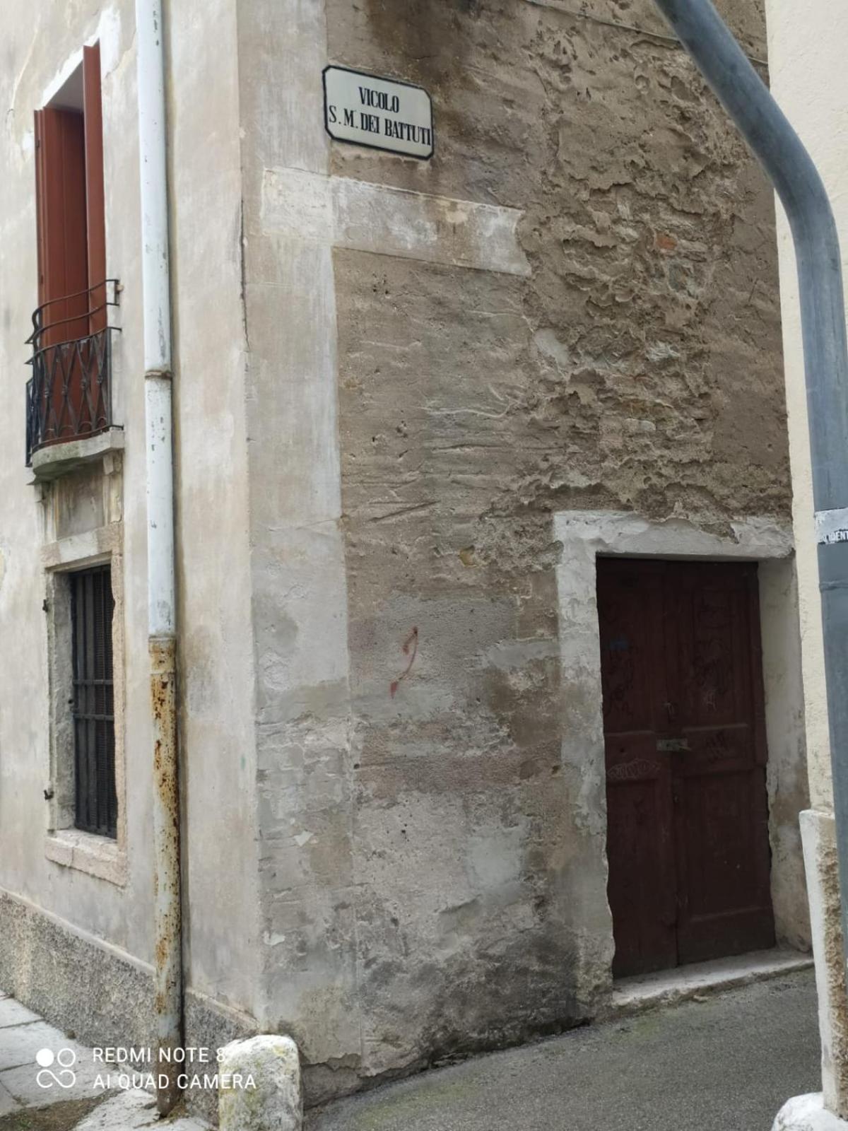 Il Vicolo_Carinissimo Appartamento In Centro Storico, Zona Giorno Mansardata Belluno Luaran gambar